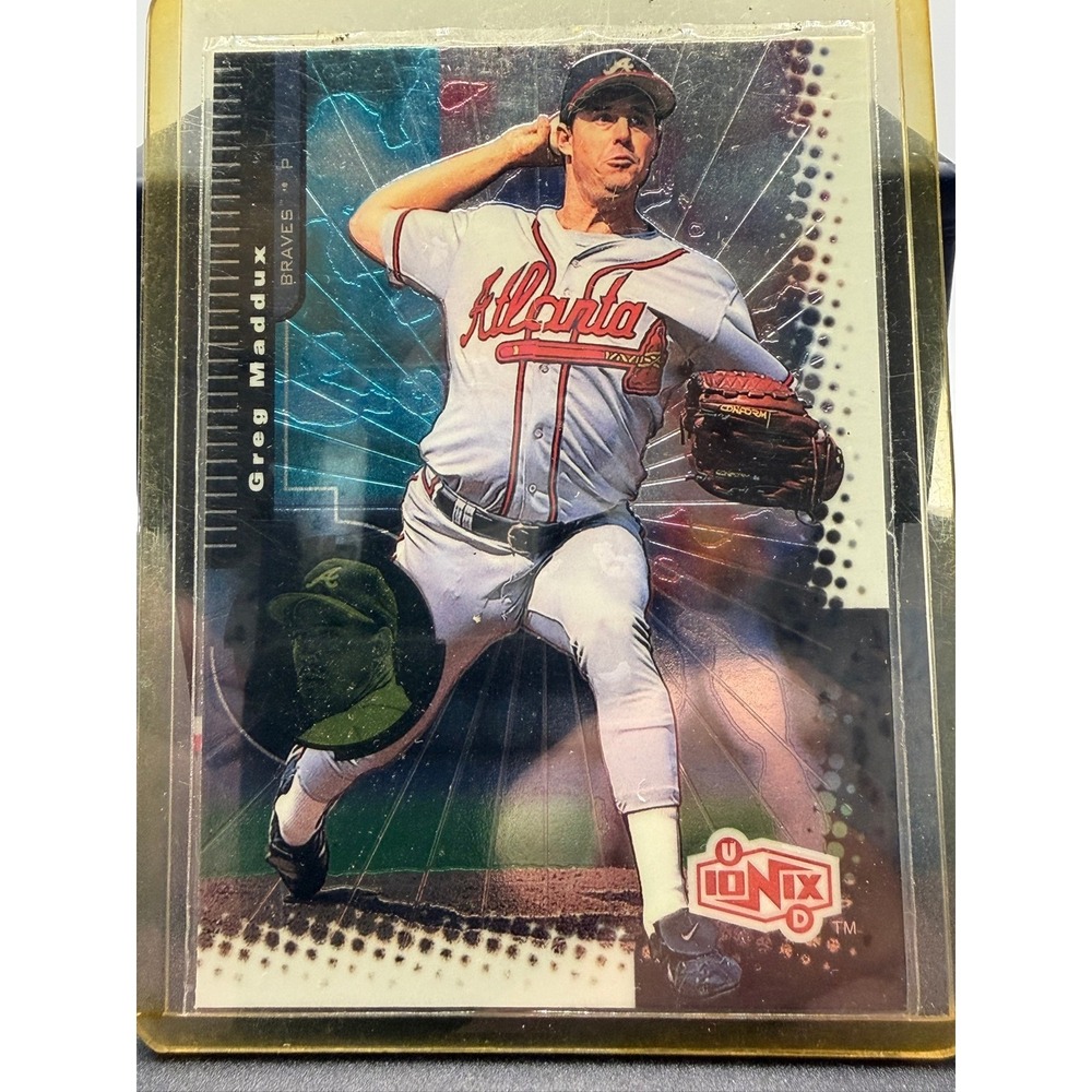 1999 Upper Deck Ionix #6 Greg Maddux Braves